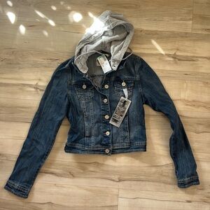 NWT hooded Jean Jacket